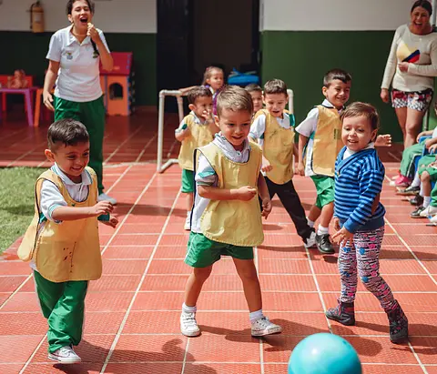 Primera Infancia: Desarrollo Integral y Apoyo